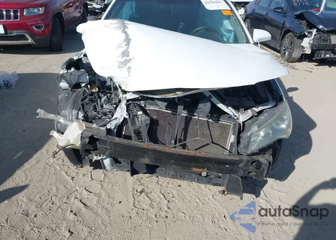 2015 Toyota Camry Se z USA, uszkodzony, nr VIN 4T1BF1FK5FU073092